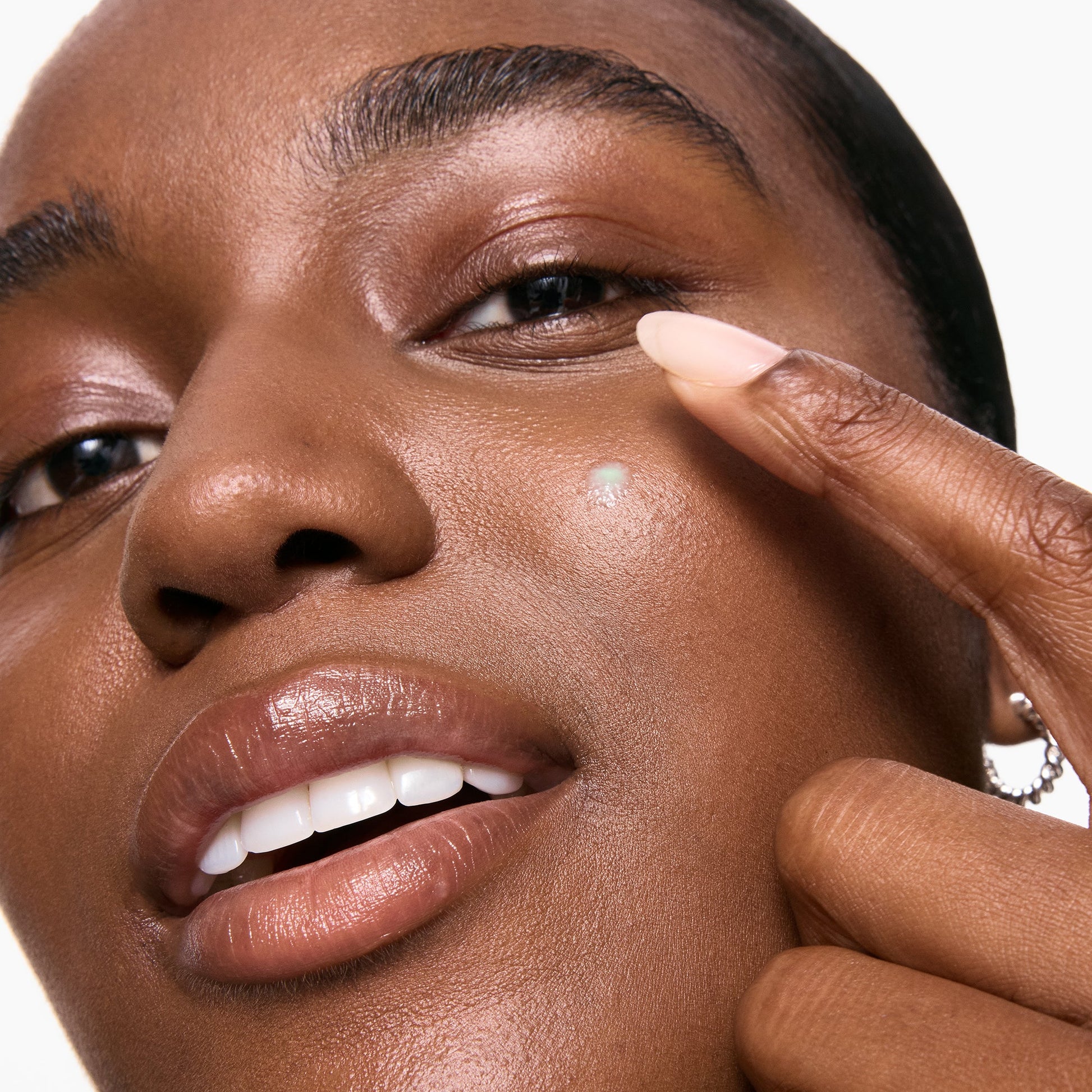 succinic-acid-acne-treatment-u5 SuccinicAcidTreatment_ModelGoopMacro_2000x2000_e7ad5946-f3be-4df1-af81-44a1aca395ef.jpg